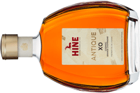 Antique Hine Cognac bottleshot